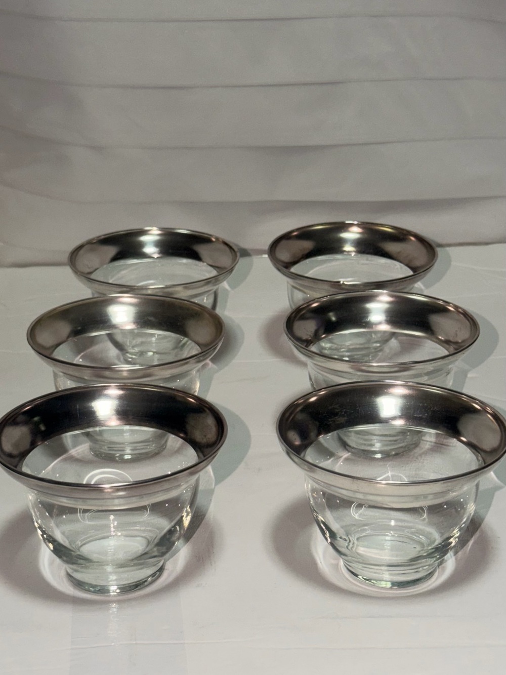 6–Dorothy Thorpe Sterling Silver Banded Look, small desert Bowls